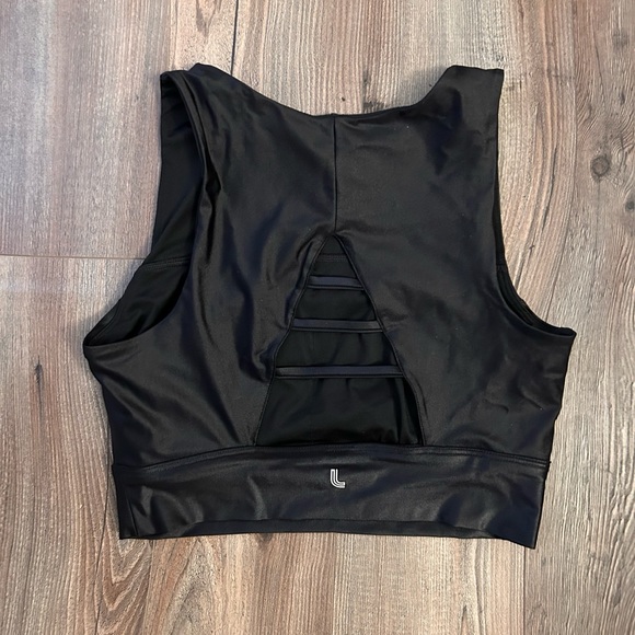 LOLE Mile End Crop Top - Picture 3 of 3